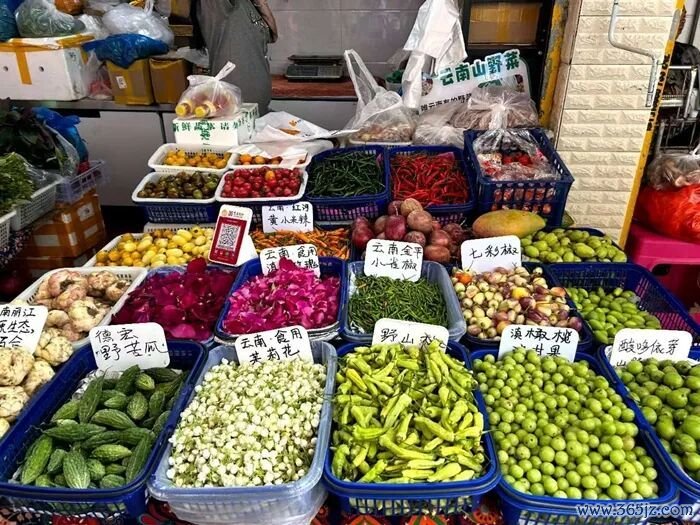 菜市场的地方特色能否持续保留是大家关心的问题    钟淑如摄